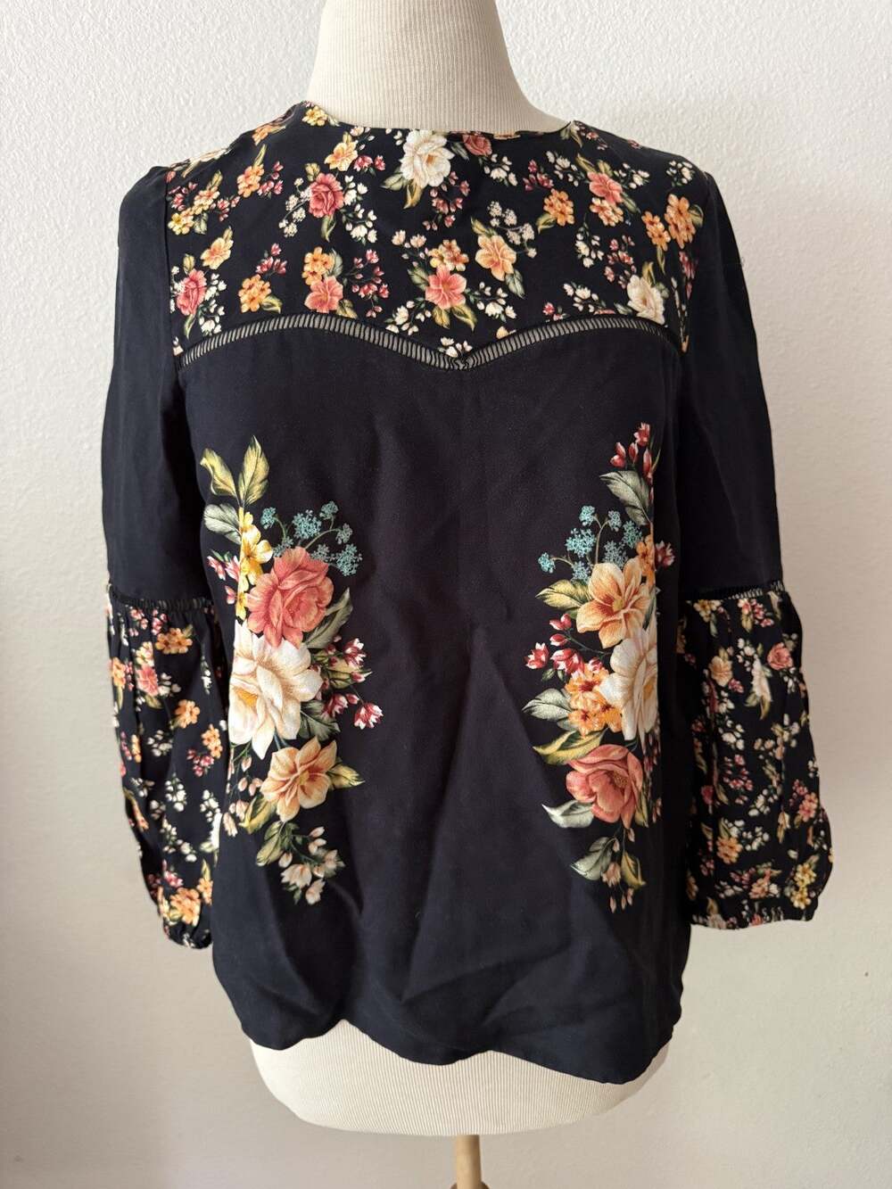 Anthropologie Farm Rio Estelle Black Floral Bohemian Blouse Top XS
